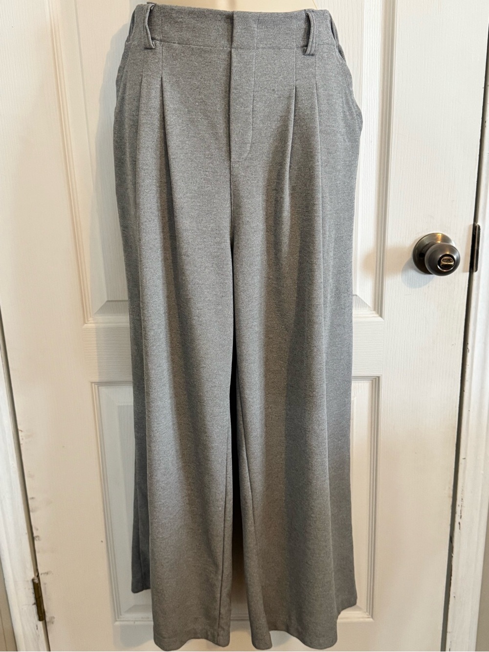 Classic Wide-Leg Gray HALARA Pants - Picture 1 of 4
